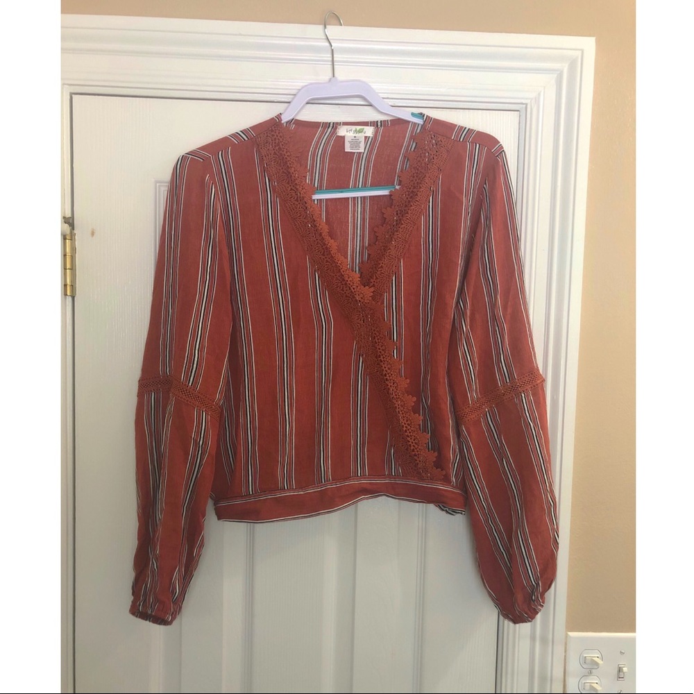 Orange & Black Top with Lace Details🧡:)